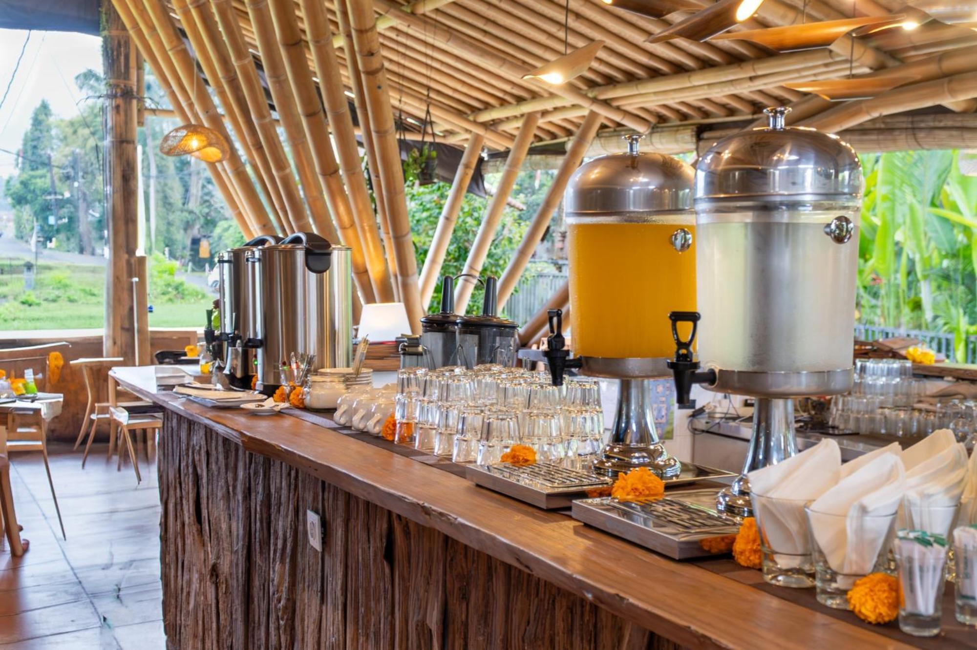 Asvara Villa Ubud By Ini Vie Hospitality Buitenkant foto
